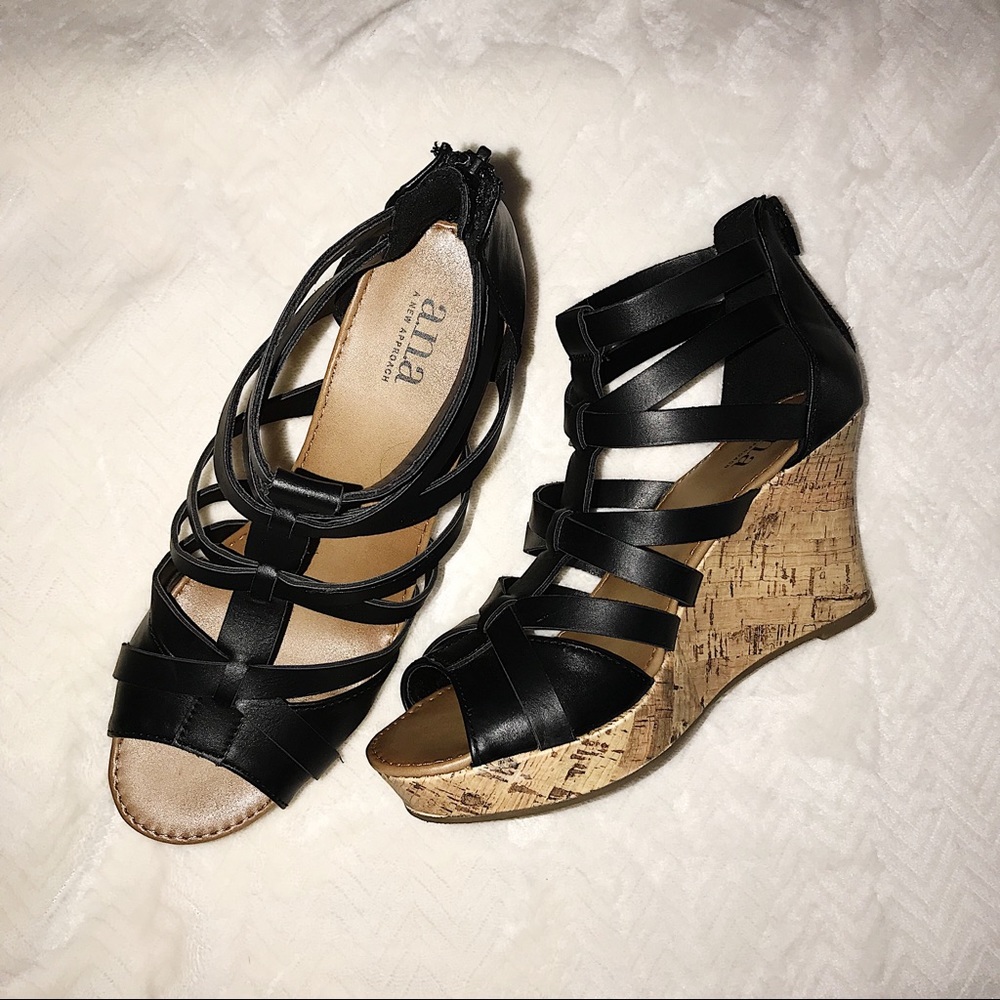 Ana Maxwell Wedges